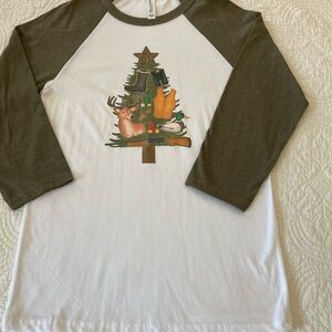 Bella Canvas tee with boy’s Christmas screen printing. NEW never worn